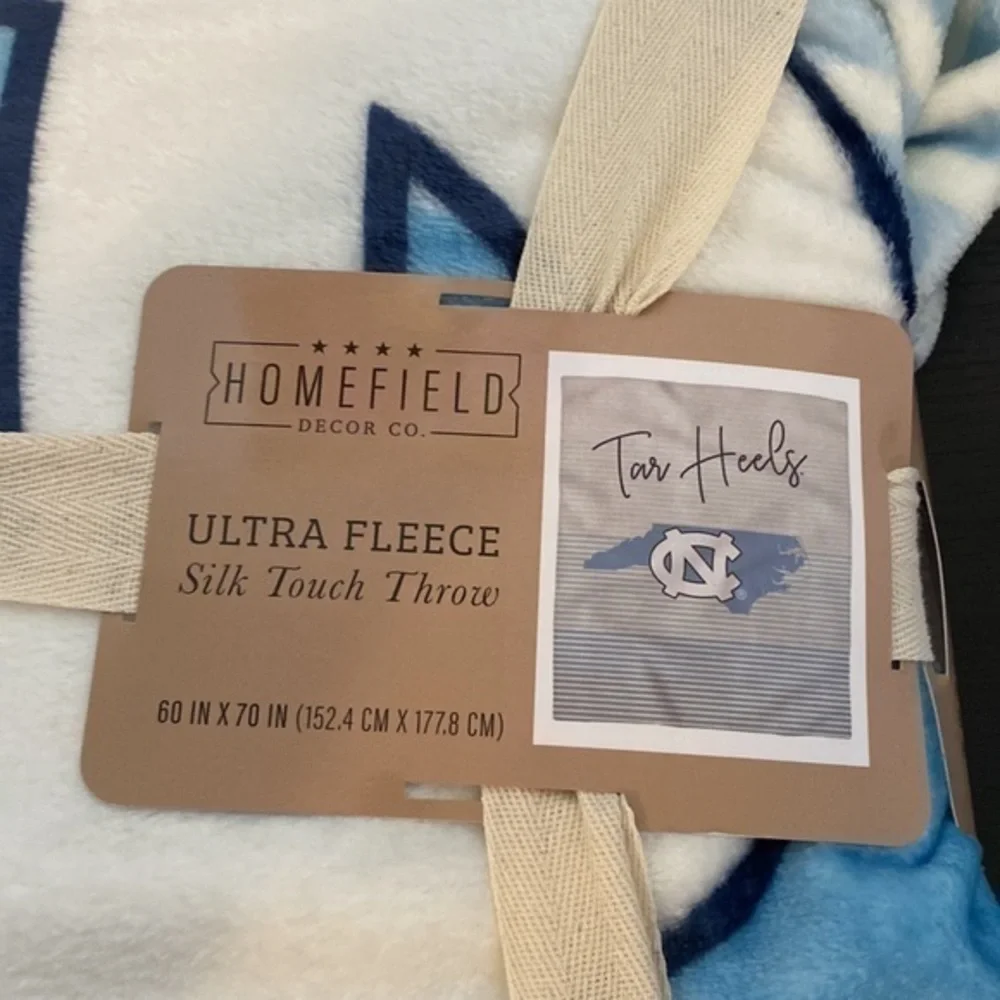 UNC Tar Heels soft ultra fleece Silk touch throw New